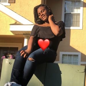 Meet your Posher, Imani